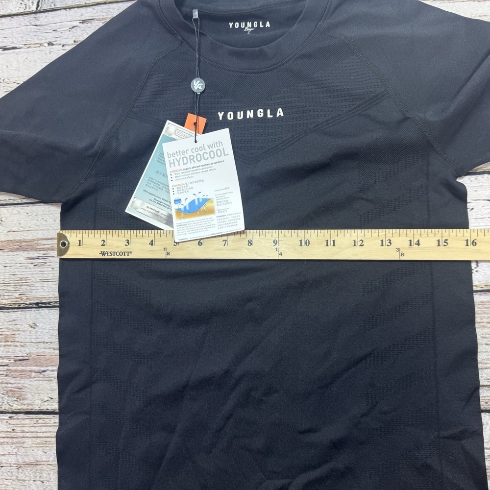 YoungLa Black Hydrocool Compression T-Shirt Short Sleeve Men's Large NWT - Picture 7 of 9